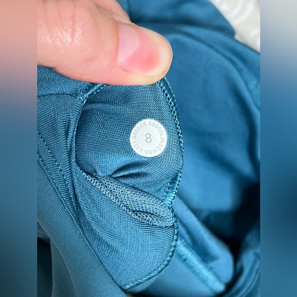 Lululemon Wunder Train Longline Bra Medium Support C/D Cup in Capture Blue - Picture 4 of 5